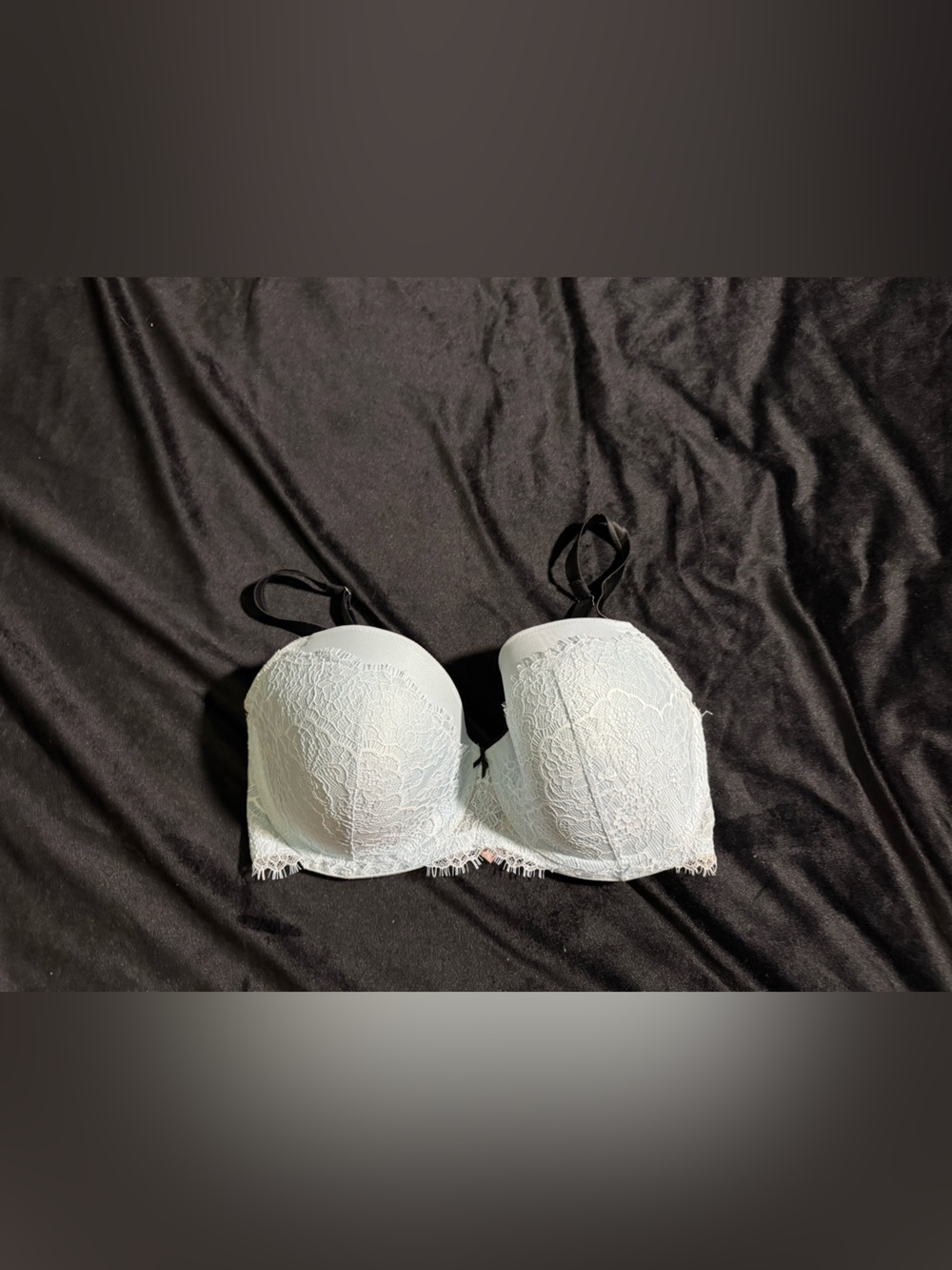 Victoria's Secret White Lace Convertible Bra